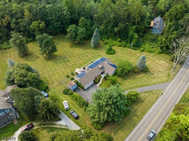 135 W Mountain Rd, Sparta Twp., NJ 07871