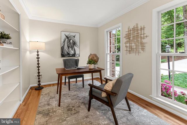1563 HARPERS COVE LN, Reston, VA 20194