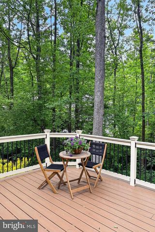 1563 HARPERS COVE LN, Reston, VA 20194