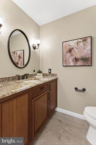 1563 HARPERS COVE LN, Reston, VA 20194