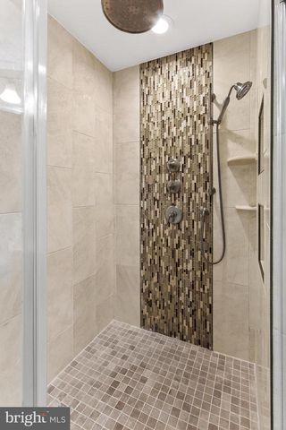 1563 HARPERS COVE LN, Reston, VA 20194