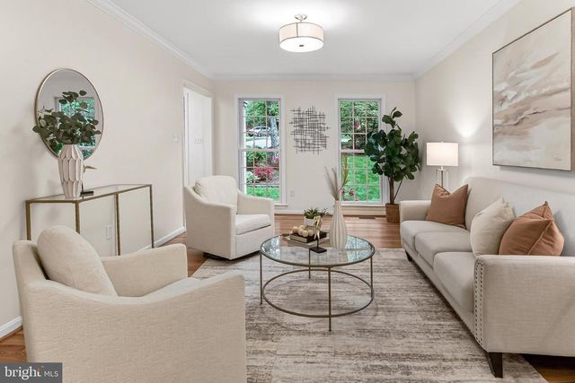 1563 HARPERS COVE LN, Reston, VA 20194