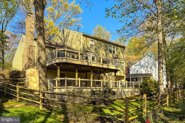 1563 HARPERS COVE LN, Reston, VA 20194
