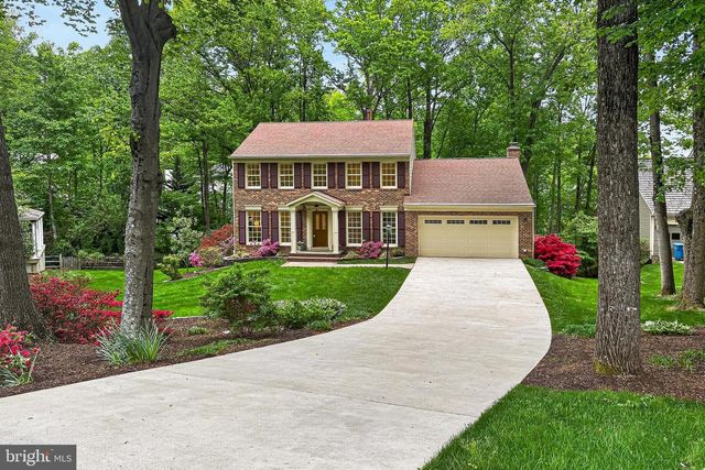 1563 HARPERS COVE LN, Reston, VA 20194