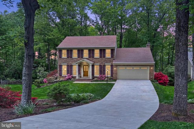 1563 HARPERS COVE LN, Reston, VA 20194