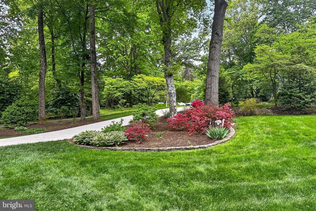 1563 HARPERS COVE LN, Reston, VA 20194