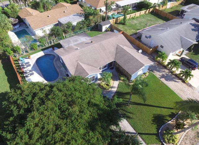 803 Mallard Drive, Delray Beach, FL 33444