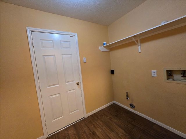 8927 Diamond Lake Lane, Houston, TX 77083