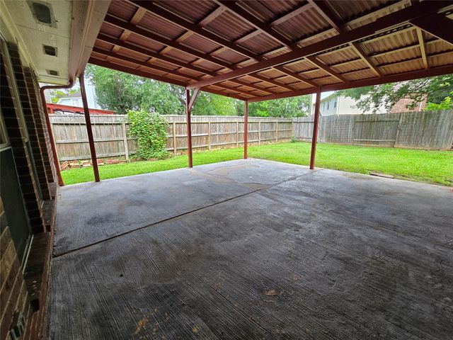 8927 Diamond Lake Lane, Houston, TX 77083