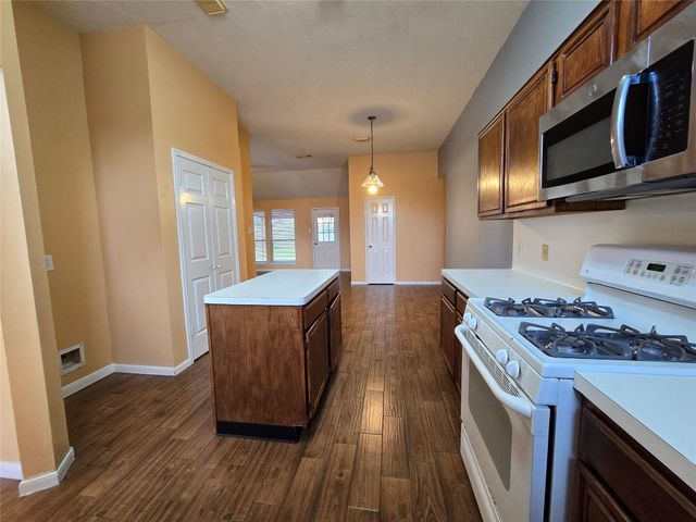 8927 Diamond Lake Lane, Houston, TX 77083