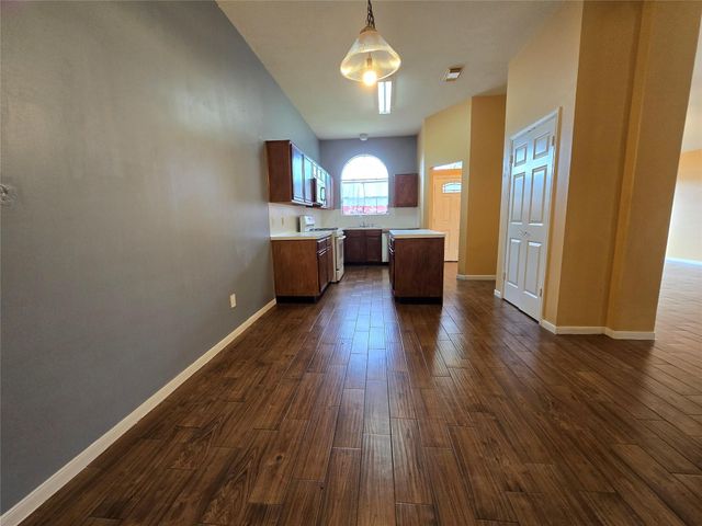 8927 Diamond Lake Lane, Houston, TX 77083