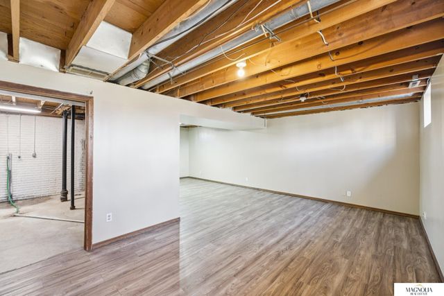 437 NW 16 Street, Lincoln, NE 68528