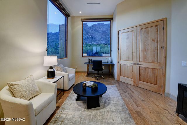 4525 E Don Jose Drive, Tucson, AZ 85718
