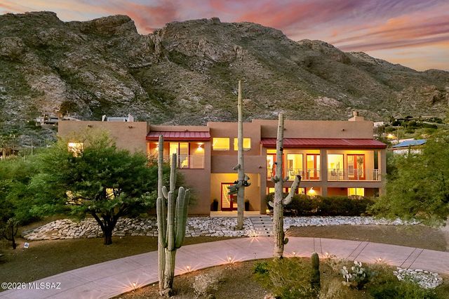 4525 E Don Jose Drive, Tucson, AZ 85718