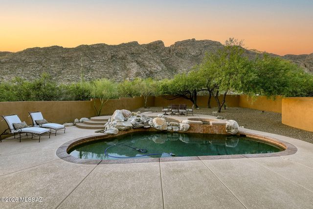 4525 E Don Jose Drive, Tucson, AZ 85718