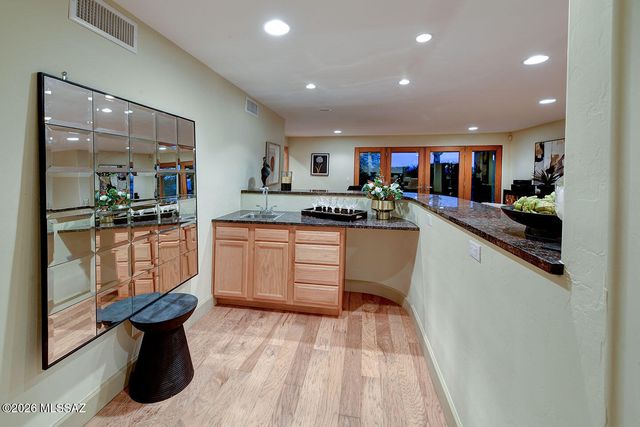 4525 E Don Jose Drive, Tucson, AZ 85718