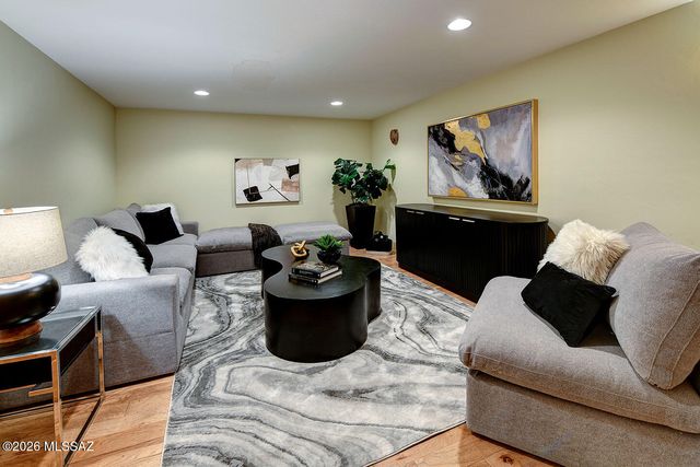 4525 E Don Jose Drive, Tucson, AZ 85718