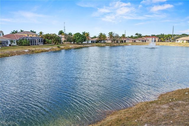 11422 Icarus CIR, Lehigh Acres, FL 33971