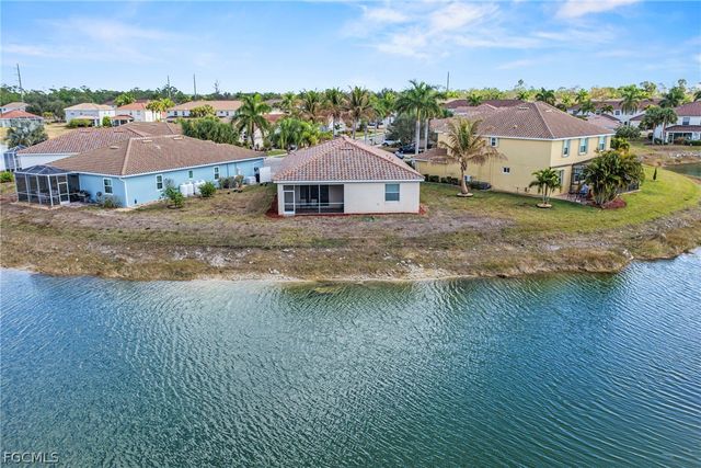 11422 Icarus CIR, Lehigh Acres, FL 33971