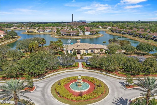 11422 Icarus CIR, Lehigh Acres, FL 33971