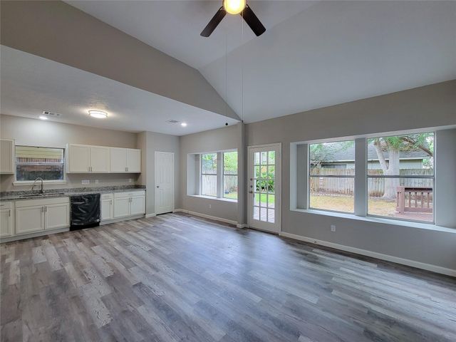 13522 Ryanwood Drive, Houston, TX 77065