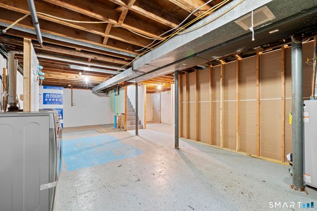 5 Elaine Drive, Ansonia, CT 06401