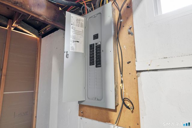 5 Elaine Drive, Ansonia, CT 06401