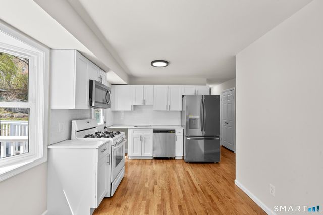 5 Elaine Drive, Ansonia, CT 06401