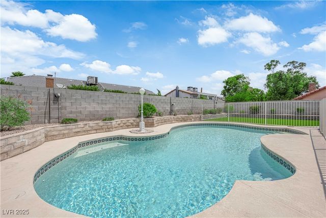 6320 Peppermill Drive, Las Vegas, NV 89146