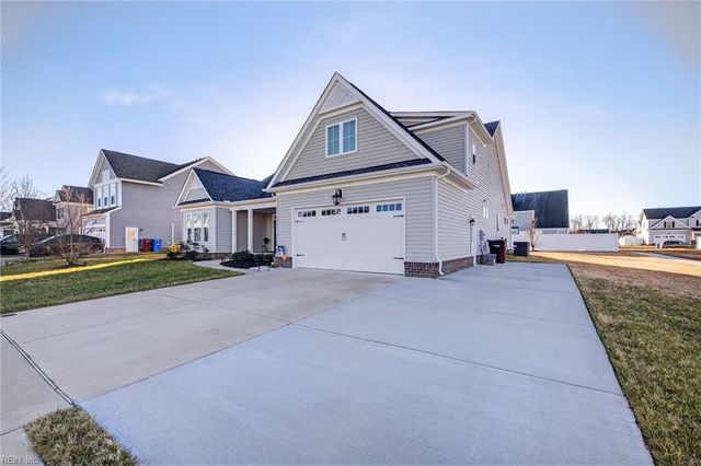 1825 Carrera RDG, Chesapeake, VA 23320