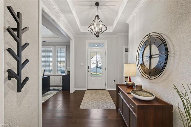 1825 Carrera RDG, Chesapeake, VA 23320