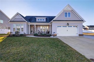 1825 Carrera RDG, Chesapeake, VA 23320