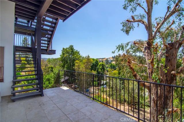 5247 Calatrana, Woodland Hills, CA 91364