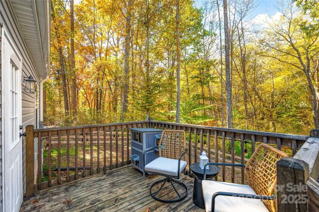 126 Tradewinds Court, Mooresville, NC 28115