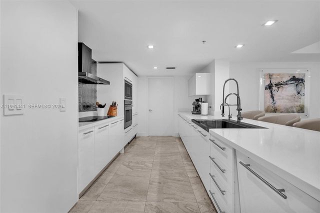 200 Sunny Isles Boulevard TH205, Sunny Isles Beach, FL 33160