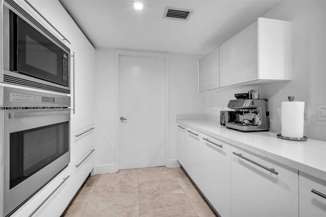 200 Sunny Isles Boulevard TH205, Sunny Isles Beach, FL 33160