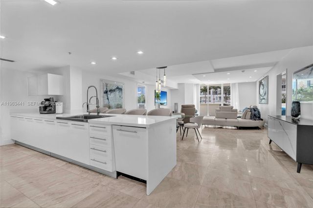 200 Sunny Isles Boulevard TH205, Sunny Isles Beach, FL 33160