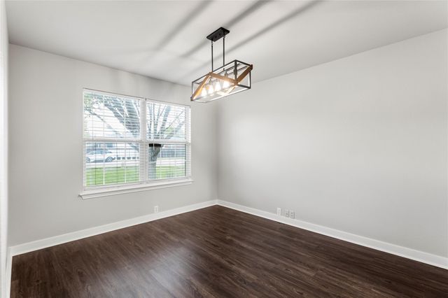 1600 Gretchen DR, Cedar Park, TX 78613