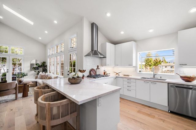 17981 Rose Court, Monte Sereno, CA 95030