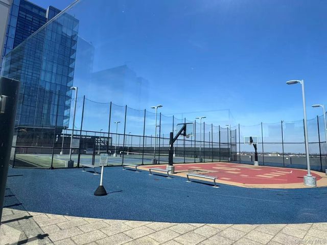 131-03 40th Road 16D, Flushing, NY 11354