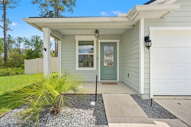 66132 EDGEWATER Drive, Yulee, FL 32097
