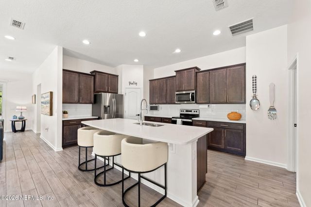 66132 EDGEWATER Drive, Yulee, FL 32097