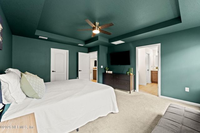 66132 EDGEWATER Drive, Yulee, FL 32097
