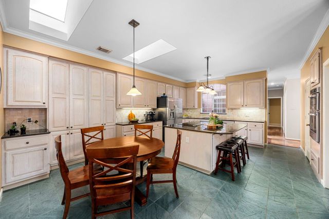 13818 Senca Park Dirve Drive, Houston, TX 77077