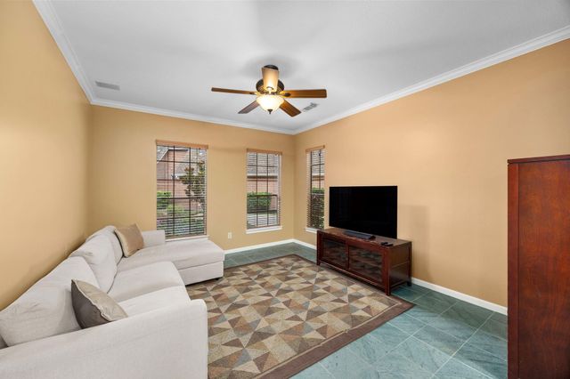 13818 Senca Park Dirve Drive, Houston, TX 77077