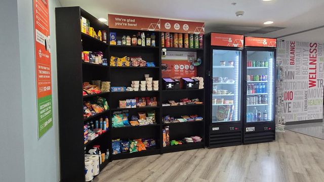 410 Evernia Street 827, West Palm Beach, FL 33401