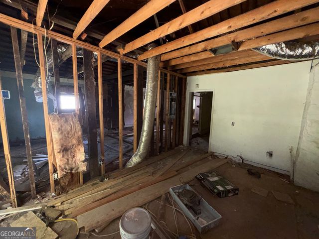 523 E Solomon Street, Griffin, GA 30223