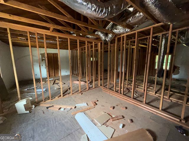 523 E Solomon Street, Griffin, GA 30223