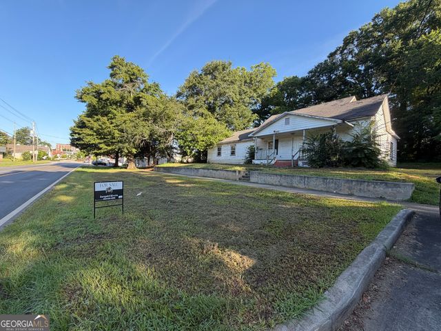 523 E Solomon Street, Griffin, GA 30223
