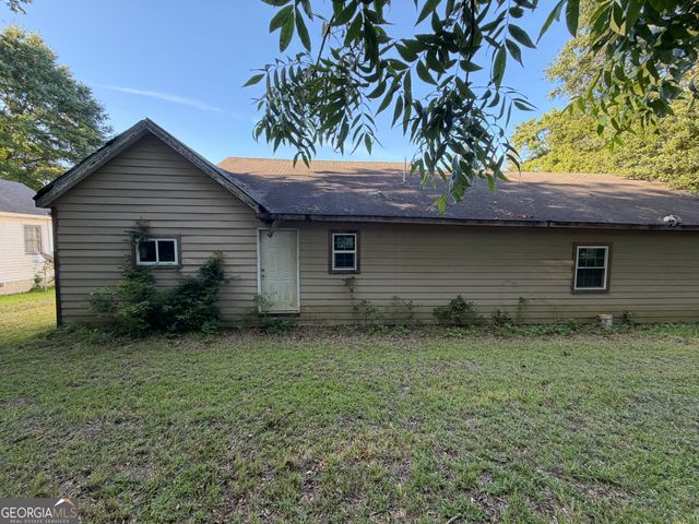 523 E Solomon Street, Griffin, GA 30223